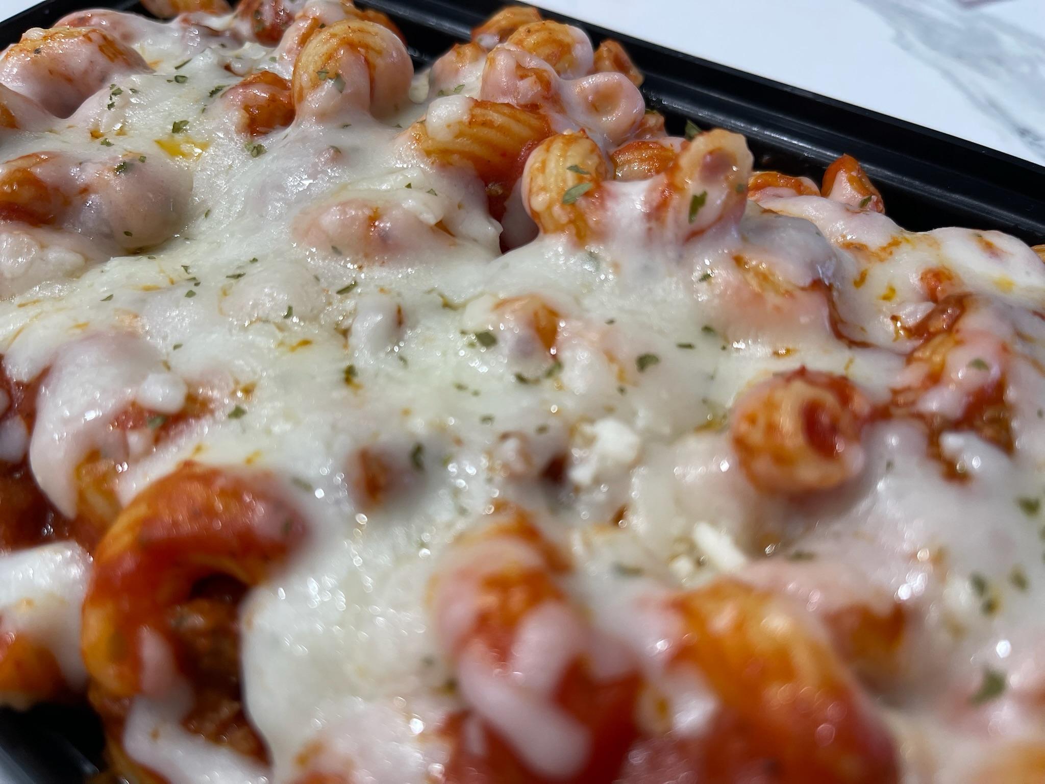 Beef Ragu Pasta Tray (15-20 Servings)